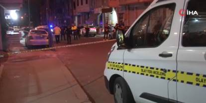 Esenyurt’ta kahvehaneye silahlı saldırı