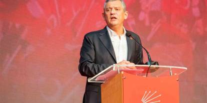 Özel, CHP Manisa İl Kongresi’nde konuştu: İmamoğlu aday olamazsa herkes cumhurbaşkanı adayım