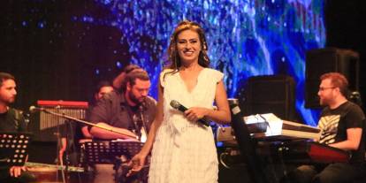 Yıldız Tilbe’den biyografi filmlerine sert yanıt: Yasaklıyorum