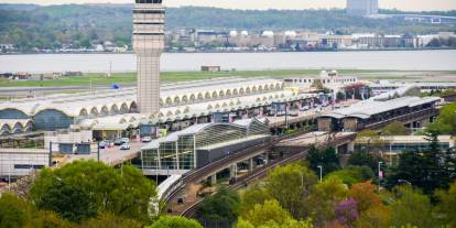 ABD’de Havalimanı’nda bomba ihbarı: 190’dan fazla uçuş durduruldu