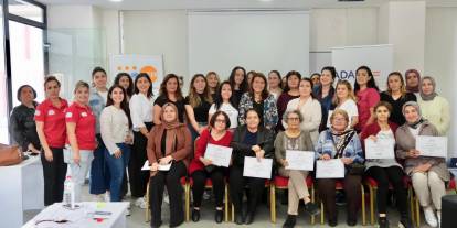 Adana'da çocuk yaşta evliliklerin önlenmesine yönelik eğitim gerçekleştirildi