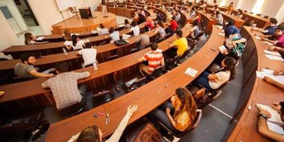 Yükseköğretiminde ikinci üniversite ve kadın akademisyen sayısı artıyor