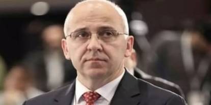 İstanbul Üniversitesi profesöründen tartışma yaratan 10 Kasım paylaşımı: Önce paylaştı, ardından sildi