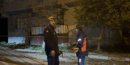 Gebze’de 2 katlı binada çatlak: 3 aile tahliye edildi