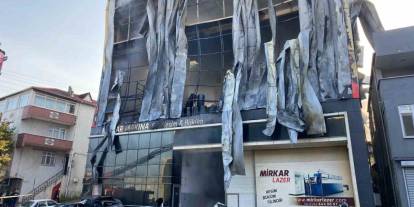 Kocaeli'nde parfüm deposundaki yangınla ilgili 3 kişiye gözaltı kararı