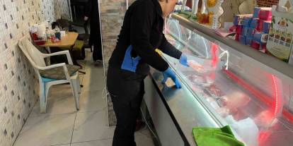 Zabıta bile şoke girdi: Kasapta mide bulandıran görüntü