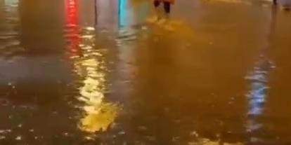 Hatay’da sağanak hayatı felç etti