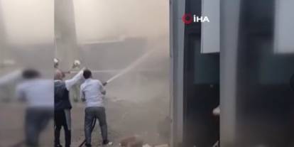 Ümraniye’de iş yeri deposunda yangın