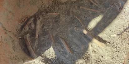 Denizli'de su borusunda kemik parçaları ve küpler bulundu