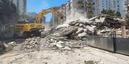 Depremde 82 kişi hayatını kaybetmişti: İhsan Bayram Sitesi'nin yıkılma nedeni belli oldu