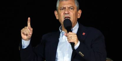 CHP Kurultayı’nda TIR’lık imza sürprizi: 25,1 milyon imza Ankara Arena önünde