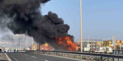 Mersin’de mazot yüklü tanker alev alev yandı