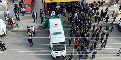 Mersin'de güpegündüz dehşet! 3 kişiyi öldürdü: Vurularak yakalandı
