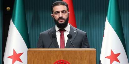 Suriye’nin yeni rotası belli oldu: Şara’dan 4 yıl içinde seçim mesajı