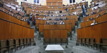 Vakıf üniversitelerinde öğrenim ücretlerine üst sınır geliyor: Hesaplama yöntemi değişiyor