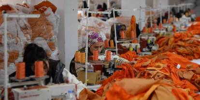 Tekstil ve hazır giyimde kriz derinleşiyor: İstihdam kaybı 300 bine yaklaştı
