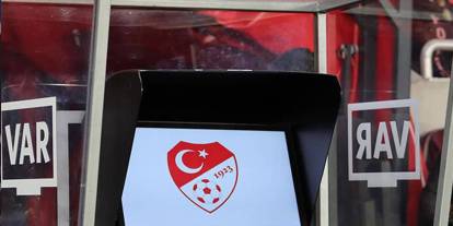 Galatasaray-Başakşehir maçını VAR hakemi belli oldu