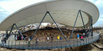 Göbeklitepe’nin altında yeni ev izleri bulundu