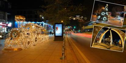 Yeni yıl süslemeleri Kadıköy’de yerini aldı