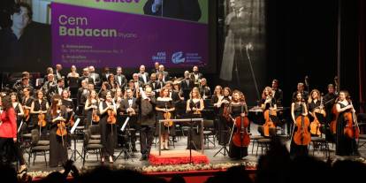 Eskişehir Büyükşehir Belediyesi Senfoni Orkestrası’ndan Cem Babacan solistliğinde konser