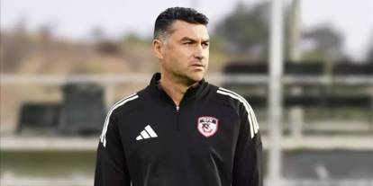 Burak Yılmaz takımla el sıkıştı