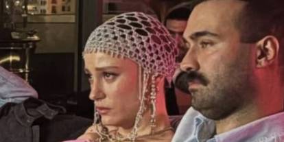 Serenay Sarıkaya sevgilisi Mert Demir'in doğum gününde aşka geldi