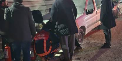 Van'da park halindeki kamyon yandı