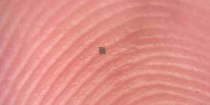 Parmak izi kadar: Dünyanın en küçük programlanabilir robotu geliştirildi