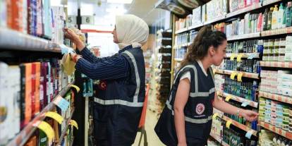 Kasada başka, etikette başka! Bakanlık harekete geçti: 5 bin 265 markete ceza