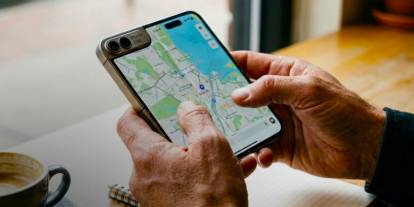 Apple tarihinin en pahalı iPhone’u geliyor: Katlanabilir modelin fiyatı dudak uçuklatacak