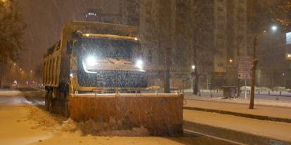 Gaziantep’te yoğun kar yağışı karşı ekipler sahada