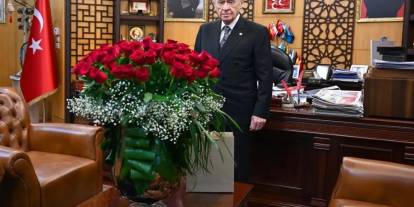 Erdoğan'dan Bahçeli'ye 78 adet gül