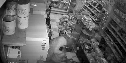 Gaziantep’te market içinde dehşet: 12 yaşındaki çocuğa bıçaklı saldırı