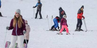 Uludağ’da kayak fiyatları dudak uçuklattı: Ders saati 4 bin TL