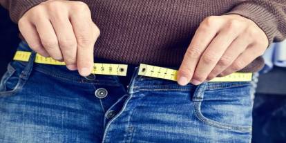 Daralan kotları çöpe atmayın: Evde uygulanabilen pratik yöntemlerle yeniden giyilebilir