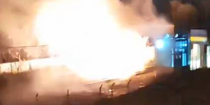 Bakırköy metro durağında yangın: Patlamalar meydana geldi