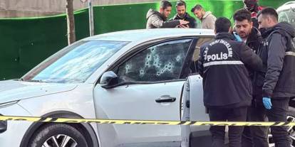 İstanbul’da kanlı pusu: 25 yaşındaki gence aracında 37 kurşun sıktılar