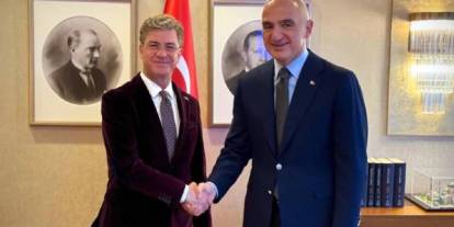 Görevden alınmıştı: Tan Sağtürk bakan danışmanı oldu