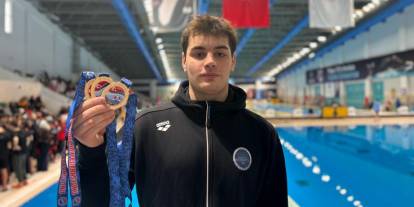 Gaziantep’in milli yüzücüsü Kaan Efe Kaya 3 altın madalya kazandı