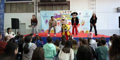 Nazilli’de yarıyıl karne şenliği çocuklardan yoğun ilgi gördü