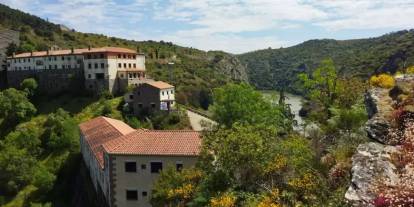 İstanbul’da bir daire parasına İspanya’dan köy aldılar