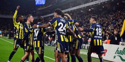 Fenerbahçe evinde kazandı! Gençlerbirliği'ni 3-1 yendi