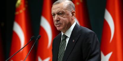 AK Parti'den seçim açıklaması: Erdoğan yeniden aday olabilir