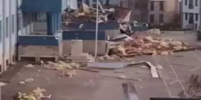 Lise çatısı uçtu: O okulda eğitime 1 gün ara verildi