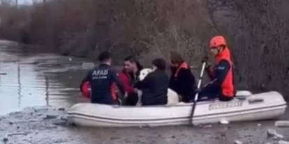 Dere yatağındaki 5 kişi kurtarıldı