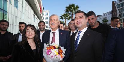 Zeydan Karalar, Kadirli Belediyesi’nin toplu açılış törenine katıldı