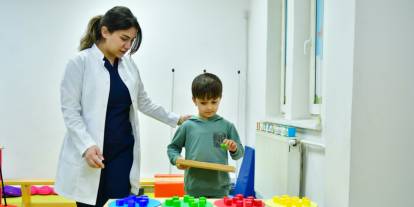 Esenyurt Belediyesi’nden minik Çınar'a eğitim desteği