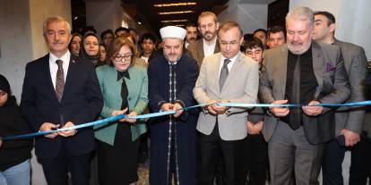 Gaziantep’te Mukaddes Emanetler Sergisi ziyarete açıldı