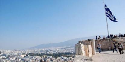 Starmer'dan Akrotiri açıklaması: Kıbrıs'taki üsler ABD operasyonunda kullanılmıyor!