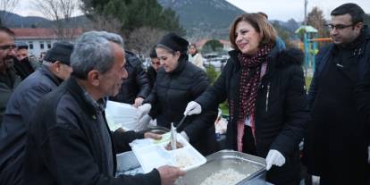 Eskişehir Büyükşehir Belediyesi Sarıcakaya’da iftar programı düzenledi